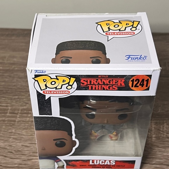 Funko Pop Stranger Things Lucas Vinyl Figure - Picture 5 of 5